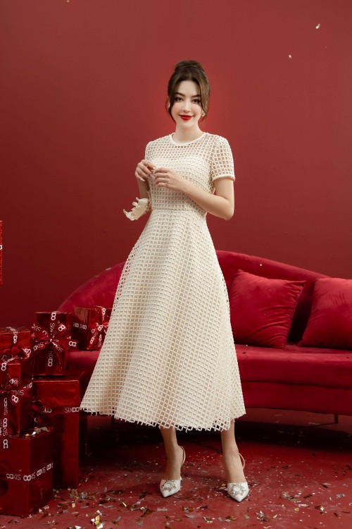 Sixdo Cream Midi Lace Dress With Flower